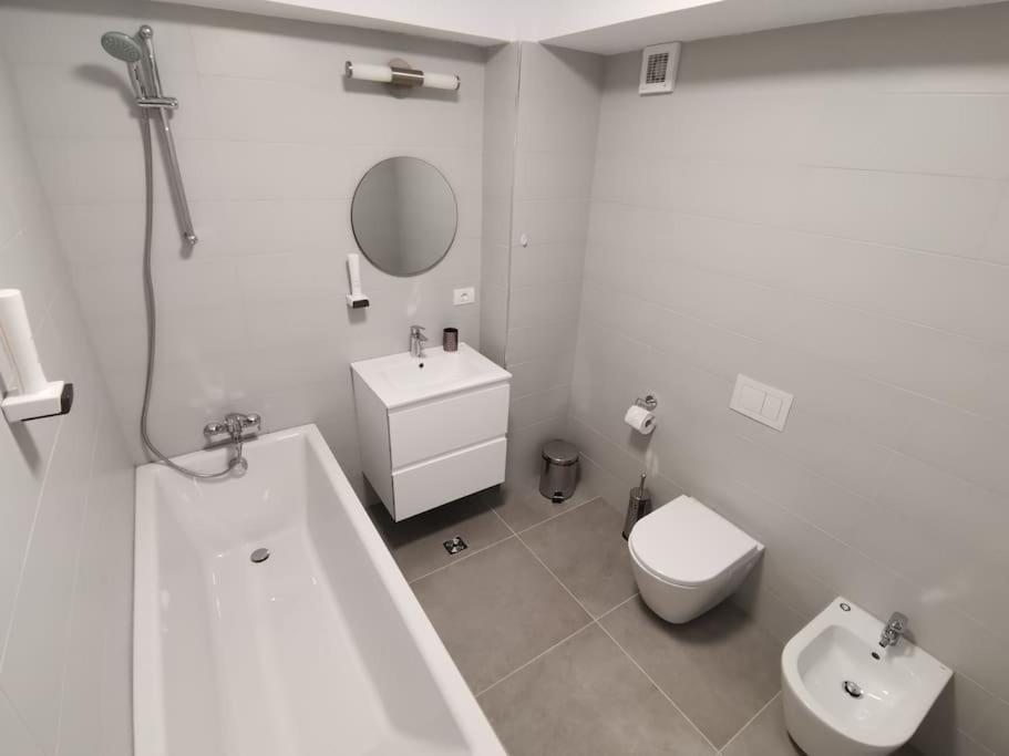 City Center Accomodation- 401 เรชิตา ภายนอก รูปภาพ